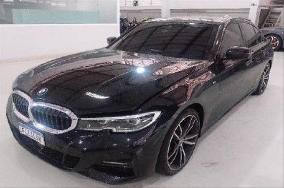 BMW 320i 2.0 16V TURBO GASOLINA M SPORT AUTOMÁTICO